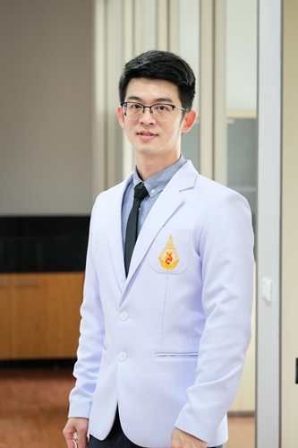 Asst. Prof. Dr.Pattanasin Areeudomwong