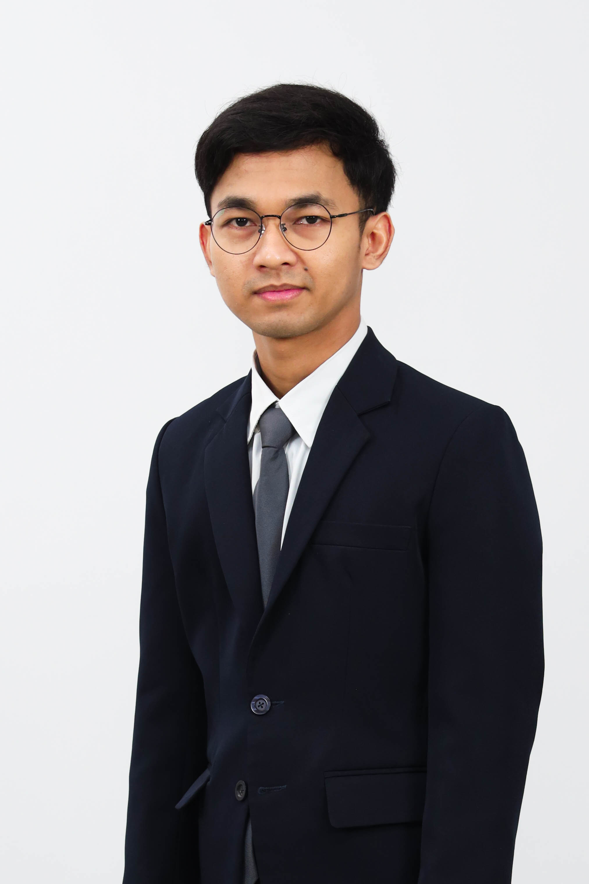 Mr. Kiki Khoifin