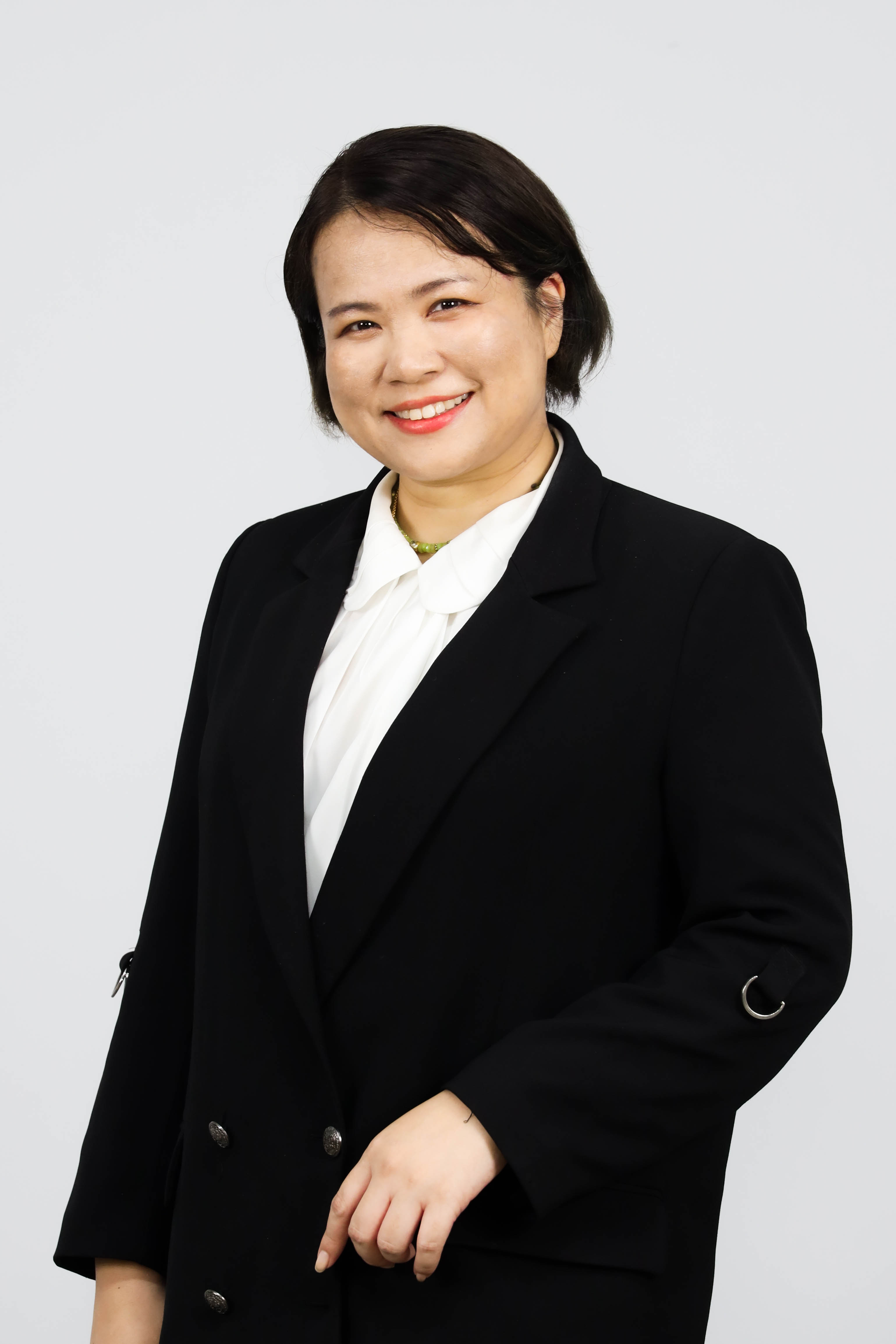 Miss Supannika Khuanmuang