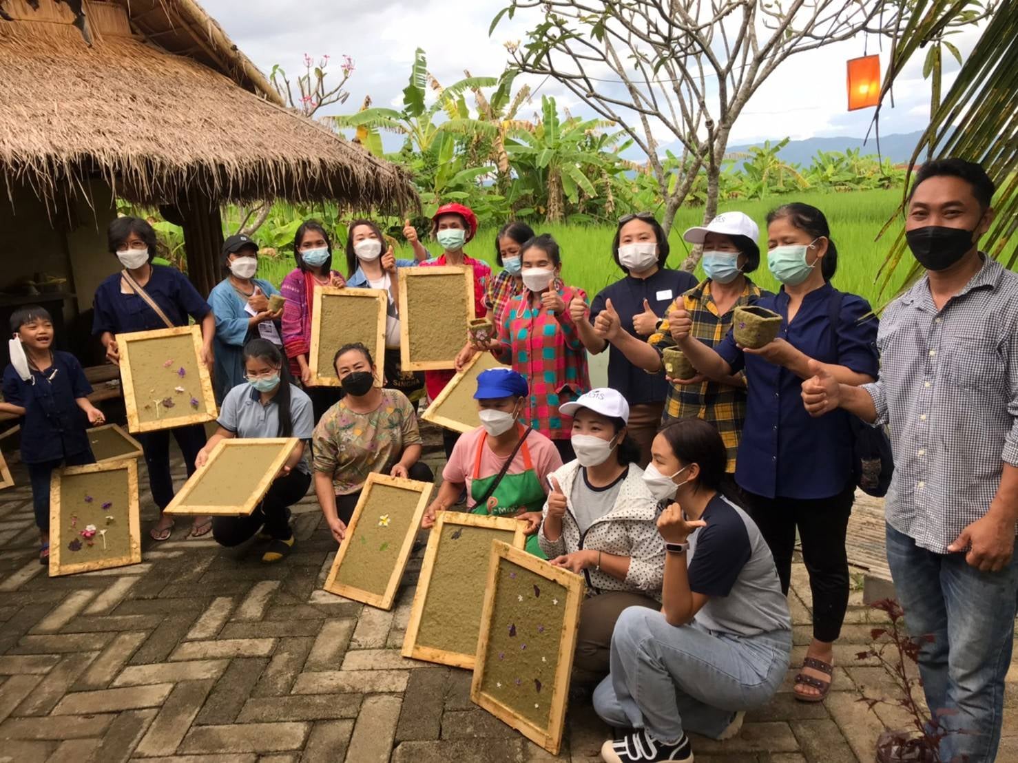 Pulp Making from Rice Straw Workshop for Chiang Rai People