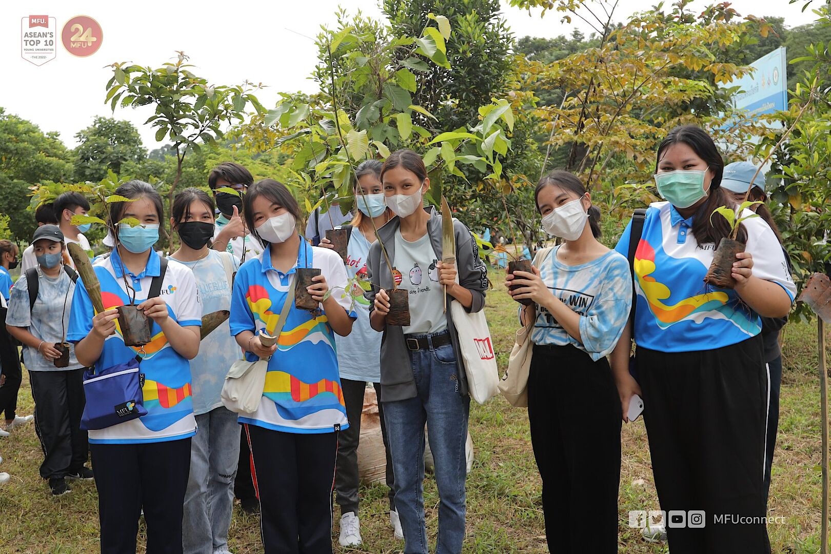 MFU Holds “Tree Planting Activity” to Welcome New Students and Promote Environmental Conservation