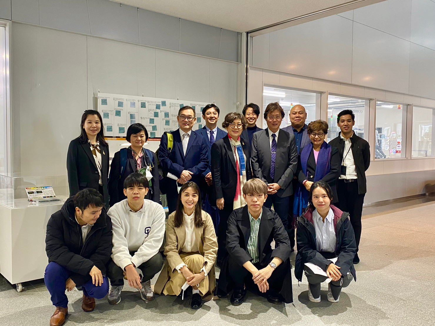 MFU News : Kyushu_U_Organic_EL_center_7_April_2023___1_.jpg