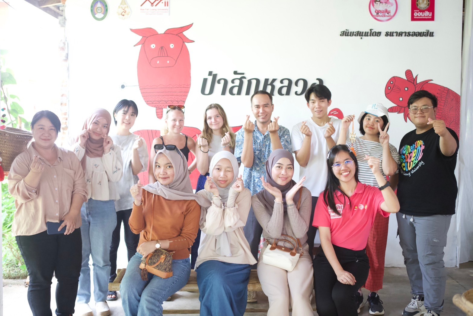 International Students Immerse in Local Thai Culture Through Community Visit 