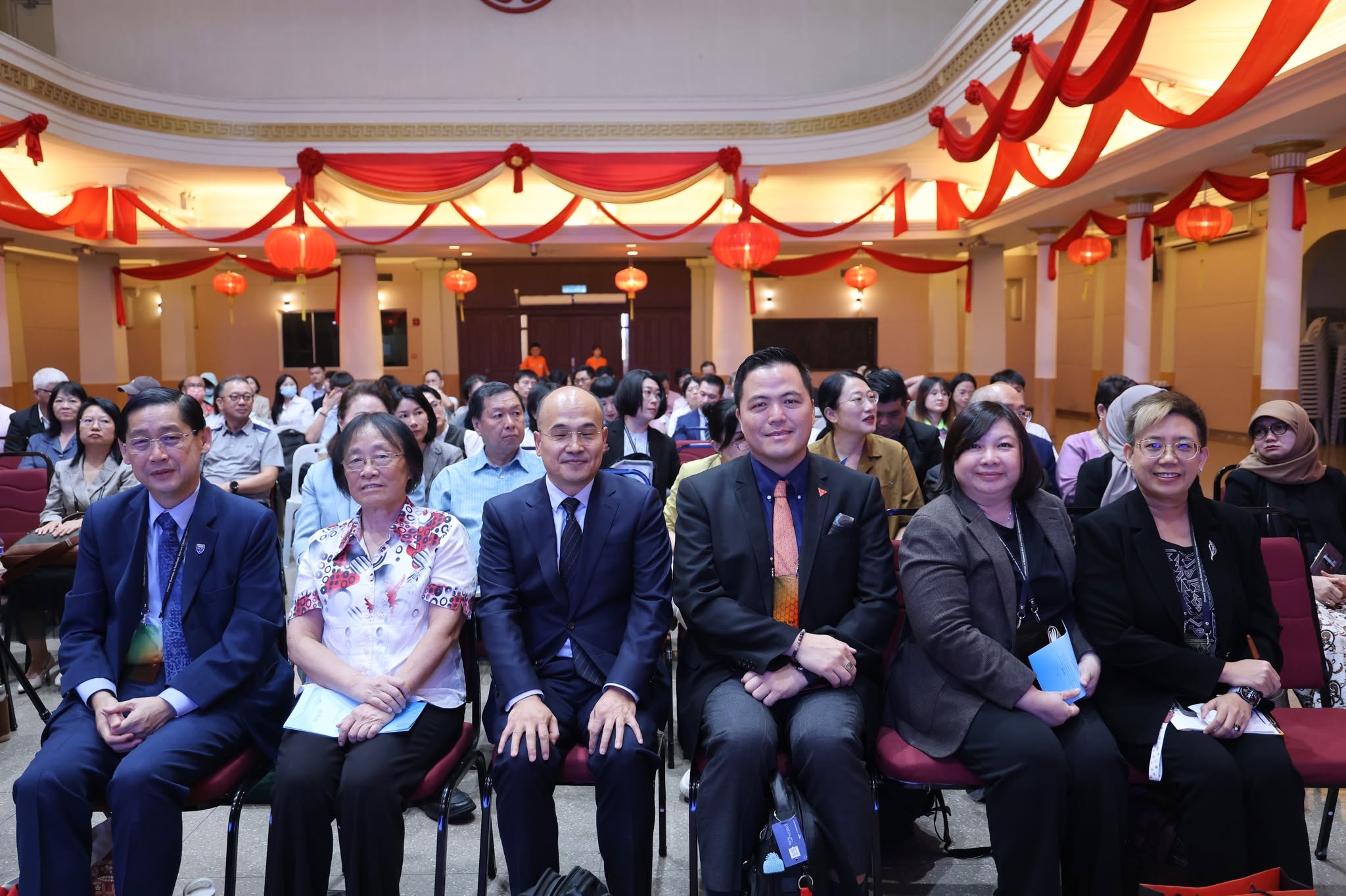 MFU Vice President Shares Insights on China–ASEAN Educational Cooperation at International Symposium in Malaysia